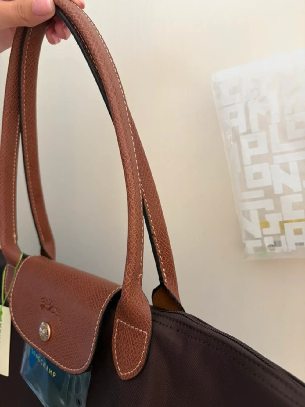 LONGCHAMP Epure Small Shoulder Bag - Picture 2 of 4